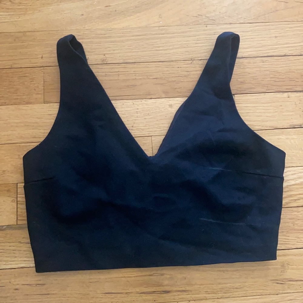 URBAN Outfitters Black Crop Size Small